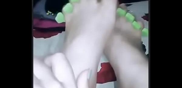 Tunisian Girl show Feet ( watch full videos visit us httpsfootfetish-10.webself.netarab-feet-videos )